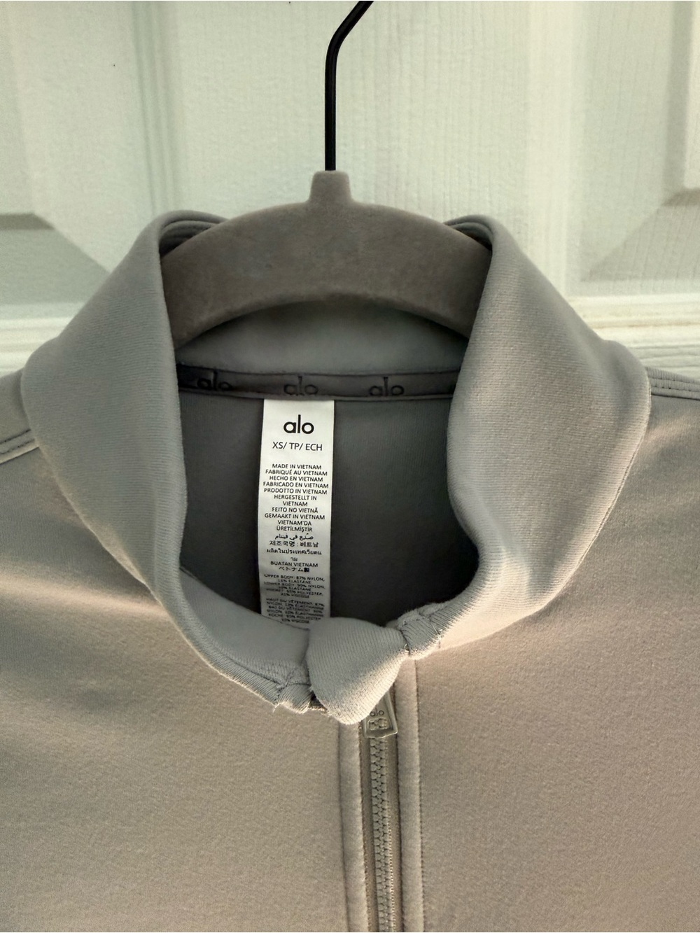 Alo Yoga $138 Airbrush Corset Full Zip Jacket XS Steel Gray - Picture 5 of 6